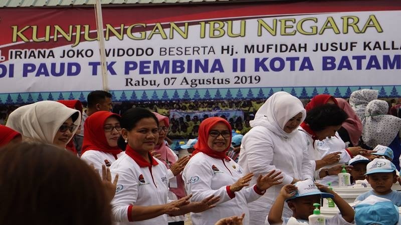 Senyum Iriana Jokowi di TK Negeri Pembina 2 Batam