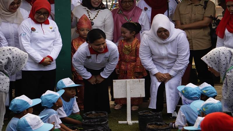 Senyum Iriana Jokowi di TK Negeri Pembina 2 Batam