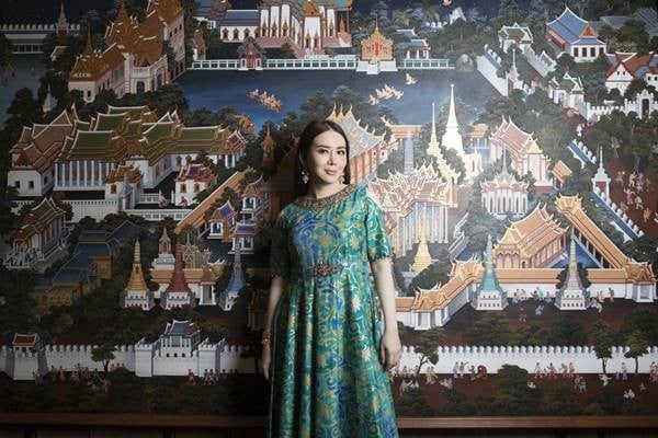 Kisah Jakkaphong Jakrajutatip, Transgender & CEO Kerajaan Hiburan di Thailand