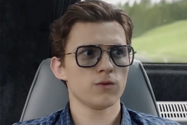 Outfit Lengkap Peter Parker di Spiderman: Far From Home