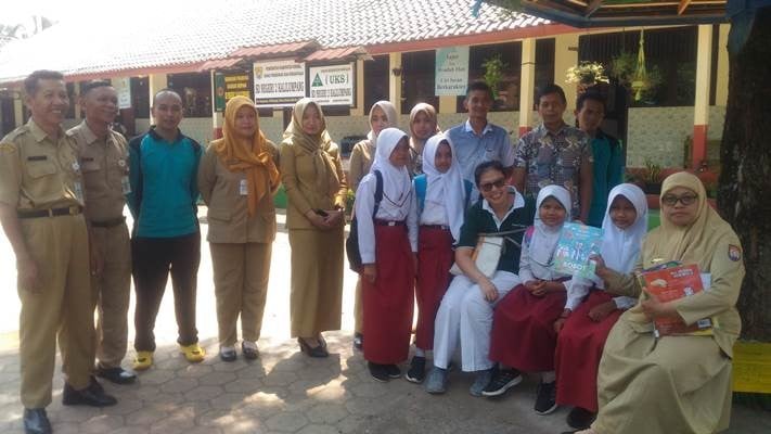 Mengubah Sekolah di Bawah Karet Menjadi Sekolah Menyenangkan