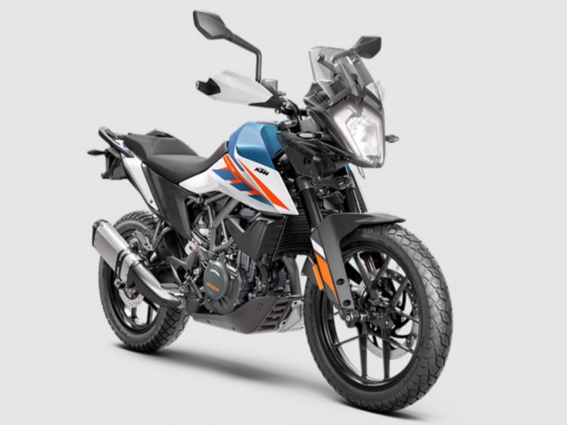 Rekomendasi 5 Motor Touring 250cc, Harga Mulai Rp50 Jutaan!