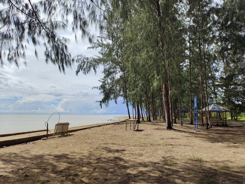 pantai gumumae