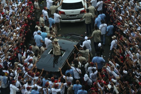 Blak-blakan Bos PPPP, Lembaga yang Surveinya Kalahkan Jokowi 