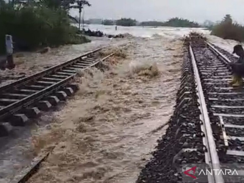 Banjir di Grobogan Berimbas ke Perjalanan Kereta Api