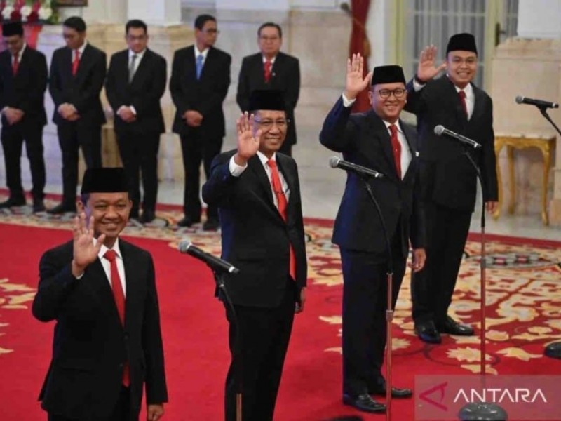 Makna Reshuffle Kabinet pada Senin Pon dan Kredibilitas Jokowi di Mata Investor