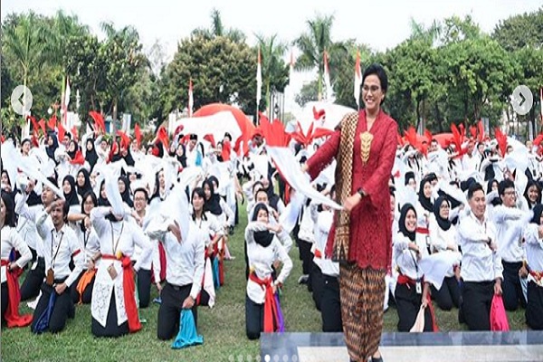 Makna Kebaya Merah Sri Mulyani di HUT Kemerdekaan ke-74 RI