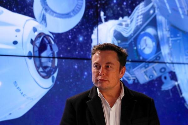 Kapsul Tak Berawak SpaceX Menuju Orbit