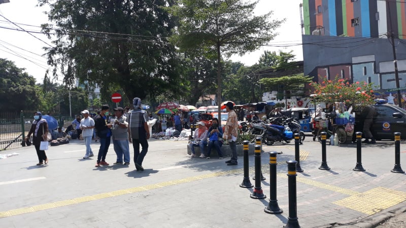 Situasi Tanah Abang Berangsur Pulih, Pedagang Sudah Mulai Berjualan