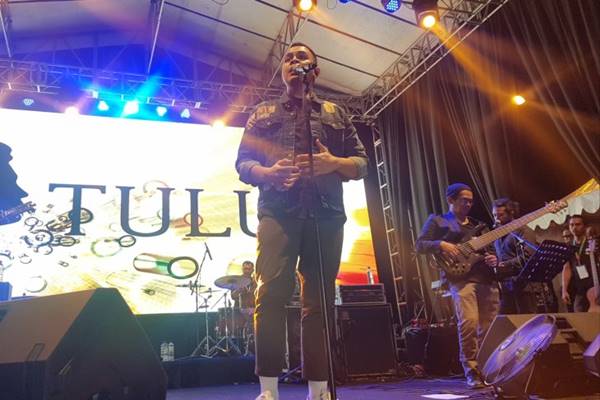 Saat Menlu Retno Joget Bersama Maliq & d'Essentials