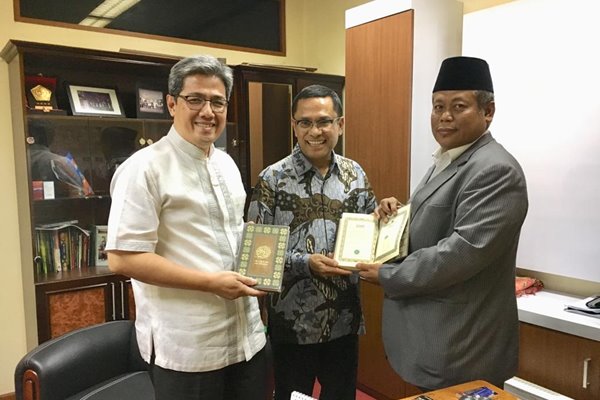 Sinar Mas Teruskan Program Wakaf Alquran ke Depok