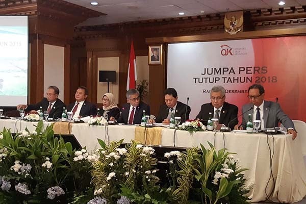 5 Berita Populer Finansial, The Fed Naikkan Suku Bunga, Pertumbuhan Kredit Bank Sulit Tembus 14%