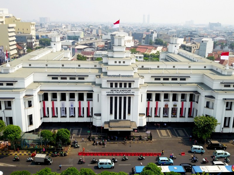 Wisata museum Jakarta - Museum Mandiri/Kemendikbud