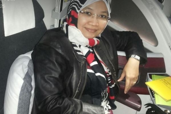 Beda Usia 31 Tahun, Ini Wury Estu Handayani, Istri Cawapres Ma’ruf Amin