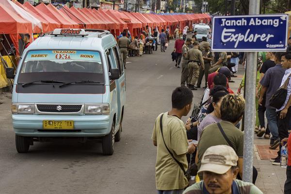 Beda Anies, Ahok dan Jokowi di Tanah Abang