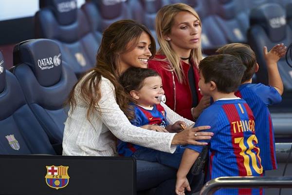 LIONEL MESSI & ANTONELLA MENIKAH : Lokasi, Menu, Daftar Undangan