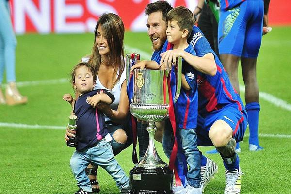 LIONEL MESSI & ANTONELLA MENIKAH : Lokasi, Menu, Daftar Undangan