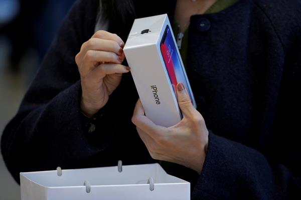 Harga iPhone X di Indonesia Tembus Rp20,799 Juta