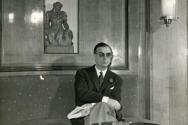 Cristóbal Balenciaga, Desainer Ikonis yang Misterius