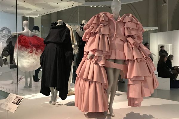 Cristóbal Balenciaga, Desainer Ikonis yang Misterius