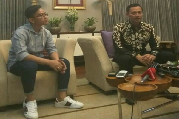 Ini Beda Penampilan Agus Yudhoyono dengan Gibran Jokowi