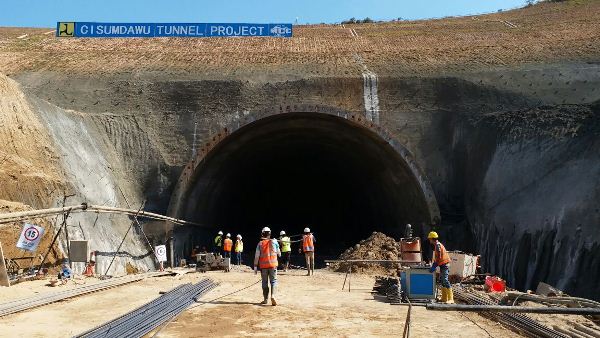 Masih Terkendala Lahan, Pembangunan Tol Cisumdawu Dipacu