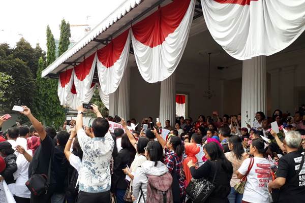 Djarot Ulang Tahun ke-55, Begini Serunya Sambutan Warga