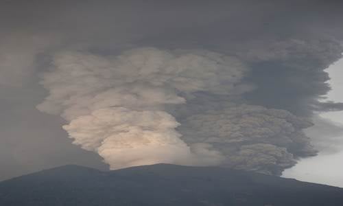 Kronologi Aktivitas Gunung Agung hingga Senin (27/11/2017)