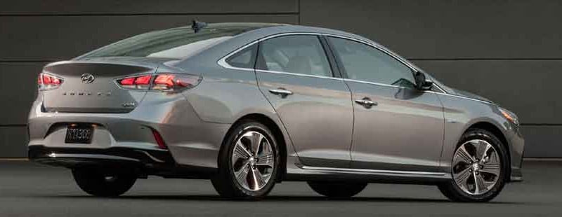 MOBIL LISTRIK: Hyundai Sonata 2018 Hibrida Memulai Debut Global