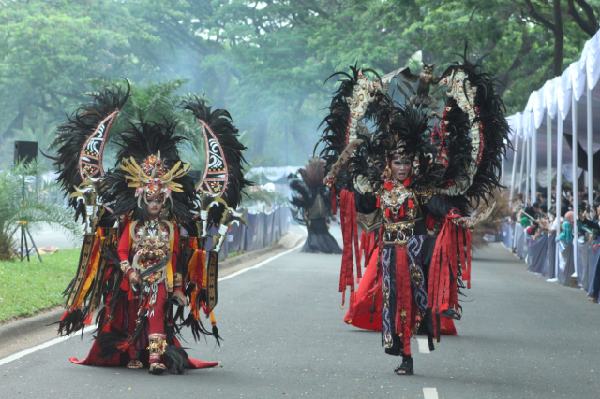 Jember Fashion Carnaval Tampil Pertama Kali di Tangerang