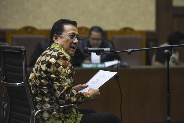 Irman Gusman Divonis 4,5 Tahun Penjara