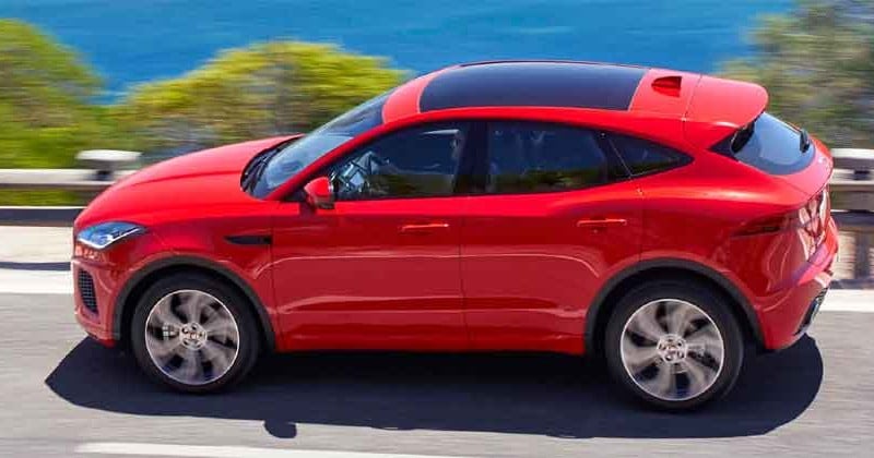 CHICAGO AUTO SHOW 2018: Jaguar E-Pace 2018 Memulai Debut, Ini Lawannya