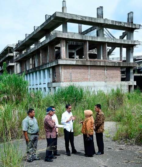 PRESIDEN JOKOWI: Biaya Pemeliharaan Fasilitas Olahraga Hambalang Itu Miliaran