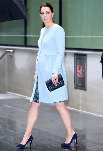 Gaya Busana Kate Middleton yang Tetap Stylish Meski Tengah Hamil