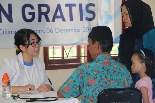 LPCK Gelar Pengobatan Gratis di Desa Cibatu