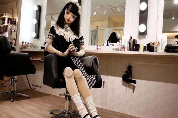 Inilah Si Cantik Lulu Hashimoto, ‘Boneka Hidup’ Tren Fashion di Jepang