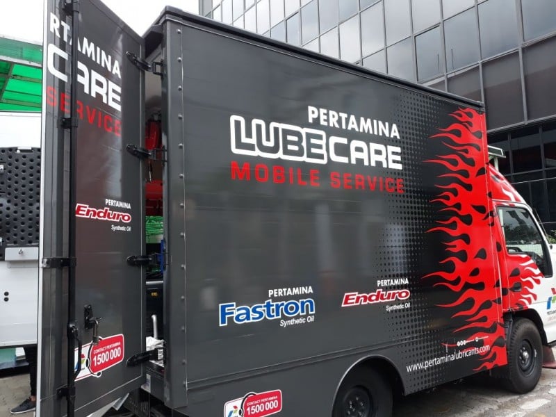 Pertamina Lubricants Operasikan Kendaraan Portable Truck Service 