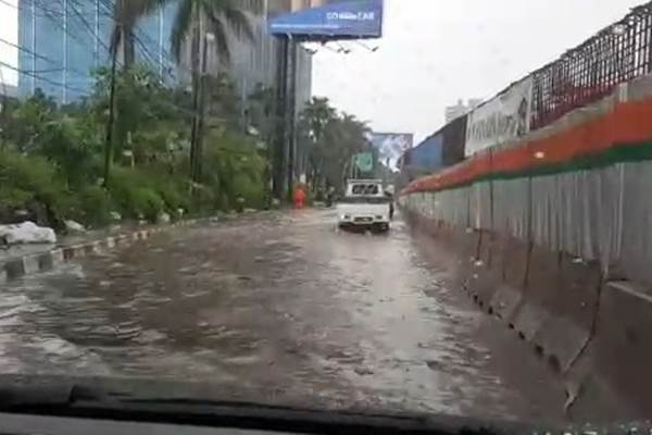 Hujan Guyur Jakarta, Pancoran Macet Parah