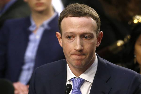 Tanggalkan Kaos, Begini Gaya Mark Zuckerberg Pakai Jas