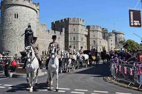 ROYAL WEDDING: Termahal, Ini Biaya Pernikahan Pangeran Harry dan Meghan Markle