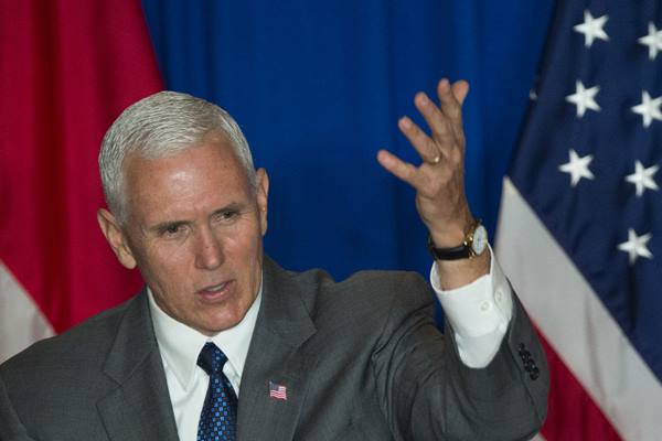 Wapres JK Banggakan Peran Wanita Indonesia ke Mike Pence