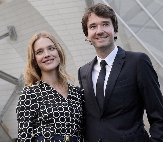 5 Fakta Natalia Vodianova, Si Cantik Pembawa Trofi Piala Dunia 2018