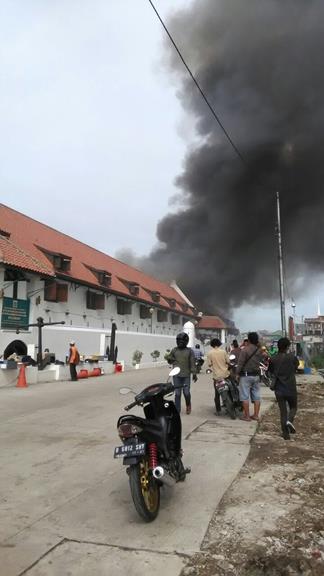 Foto-Foto Museum Bahari Terbakar Pagi Ini 