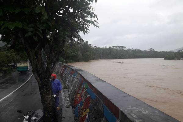 Banjir di Pacitan Tahun Ini Paling Parah Kata Warga