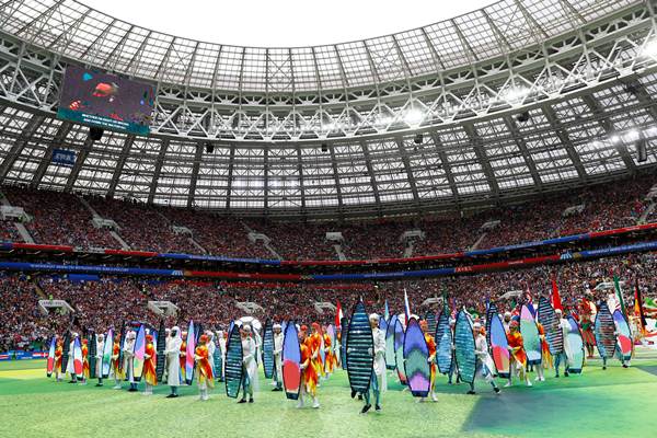 PIALA DUNIA 2018: Putin Buka Turnamen Empat Tahunan dengan Gemerlap