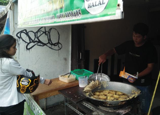 Pisang Goreng Khas Pontianak Makin Banyak Peminat