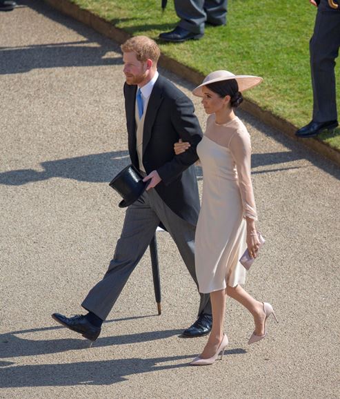 Penampilan Perdana Meghan Markle Bertopi Putri Bangsawan Inggris