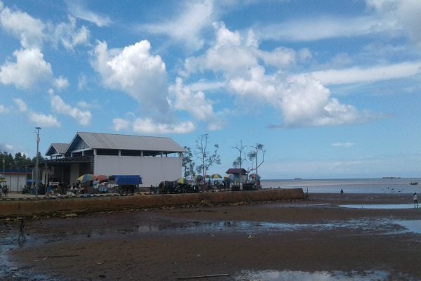 Melihat dari Dekat Pembangunan Pelabuhan Tol Laut Kenyamukan