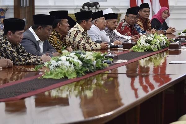 PILGUB DKI 2017 : Jokowi Minta Ulama Bikin Suasana Kondusif