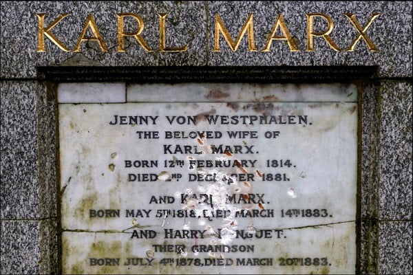 Makam Karl Marx Di London Dirusak Orang Tak Dikenal